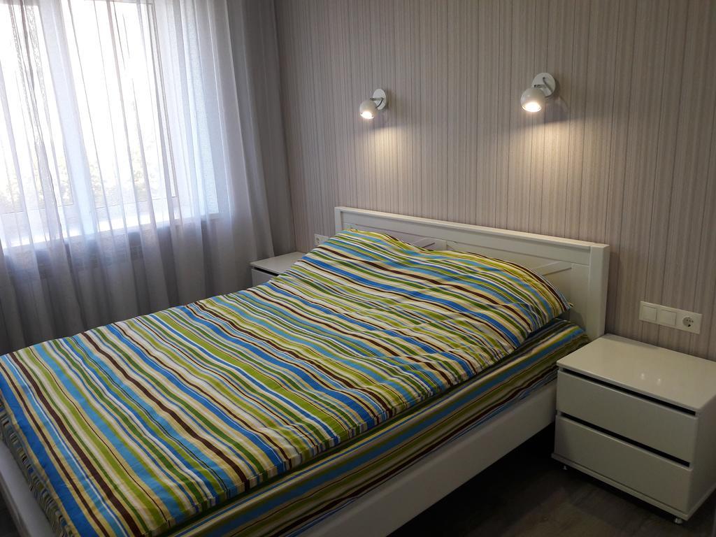 Apartmens Near Metalist Lejlighed Kharkiv Eksteriør billede