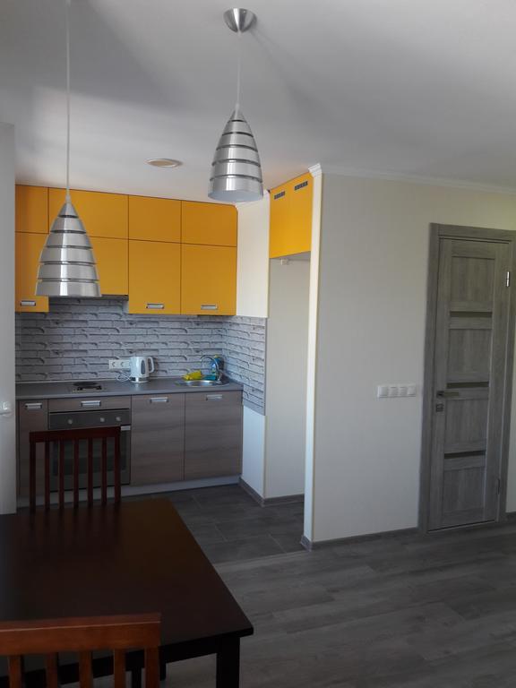Apartmens Near Metalist Lejlighed Kharkiv Eksteriør billede